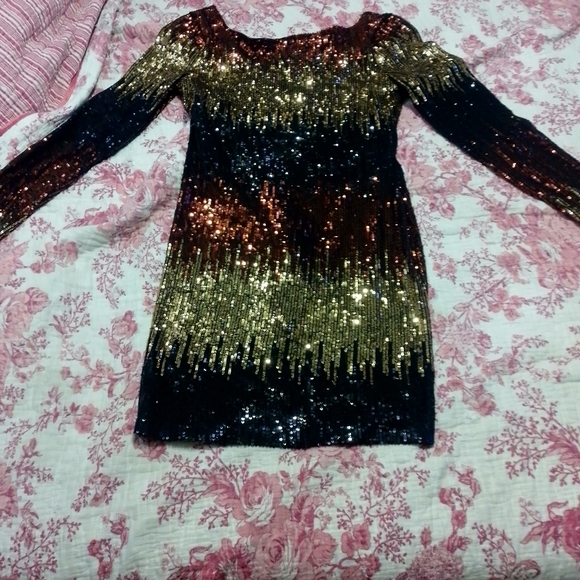 sequin cocktail dress - Picture 2 of 7